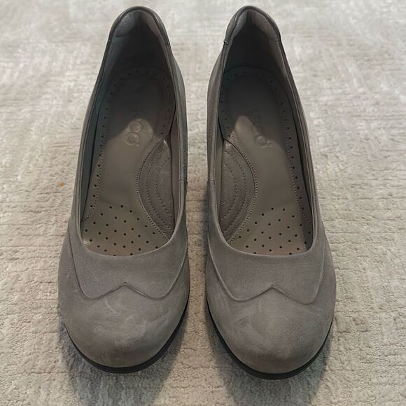 Ecco Grey Wingtip Leather Pumps Women’s Size 36 - Picture 3 of 11